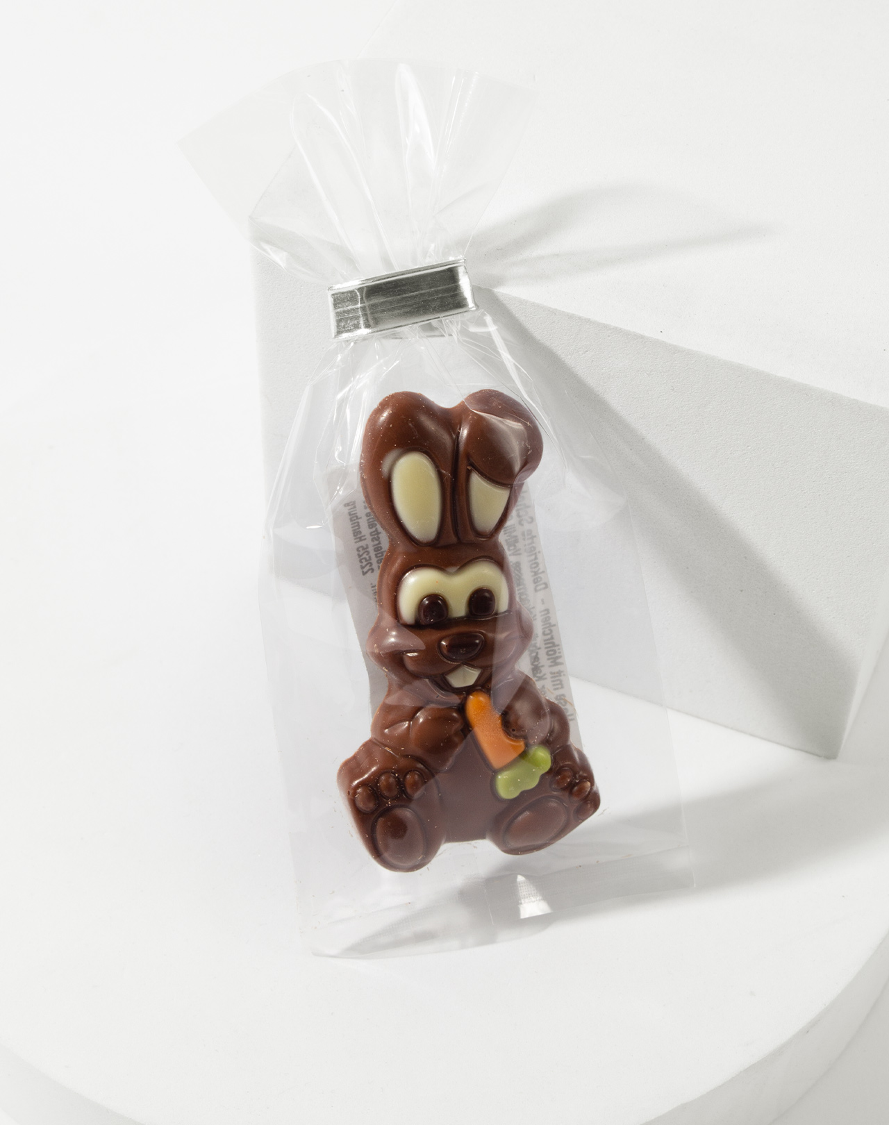 Hase mit Möhrchen