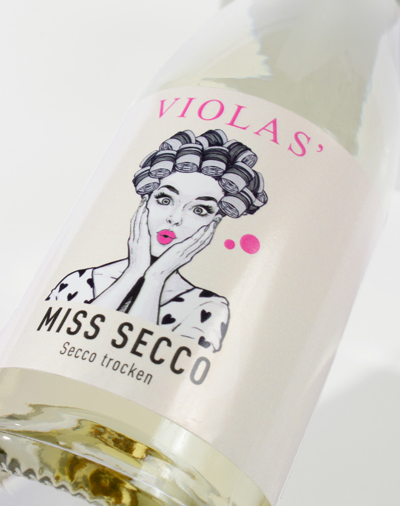 VIOLAS’ Miss Secco