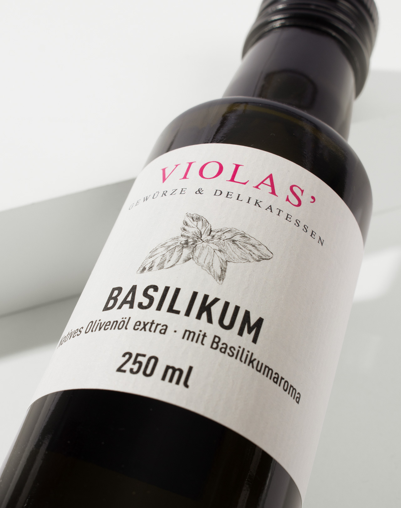 VIOLAS’ Olivenöl »Basilikum«