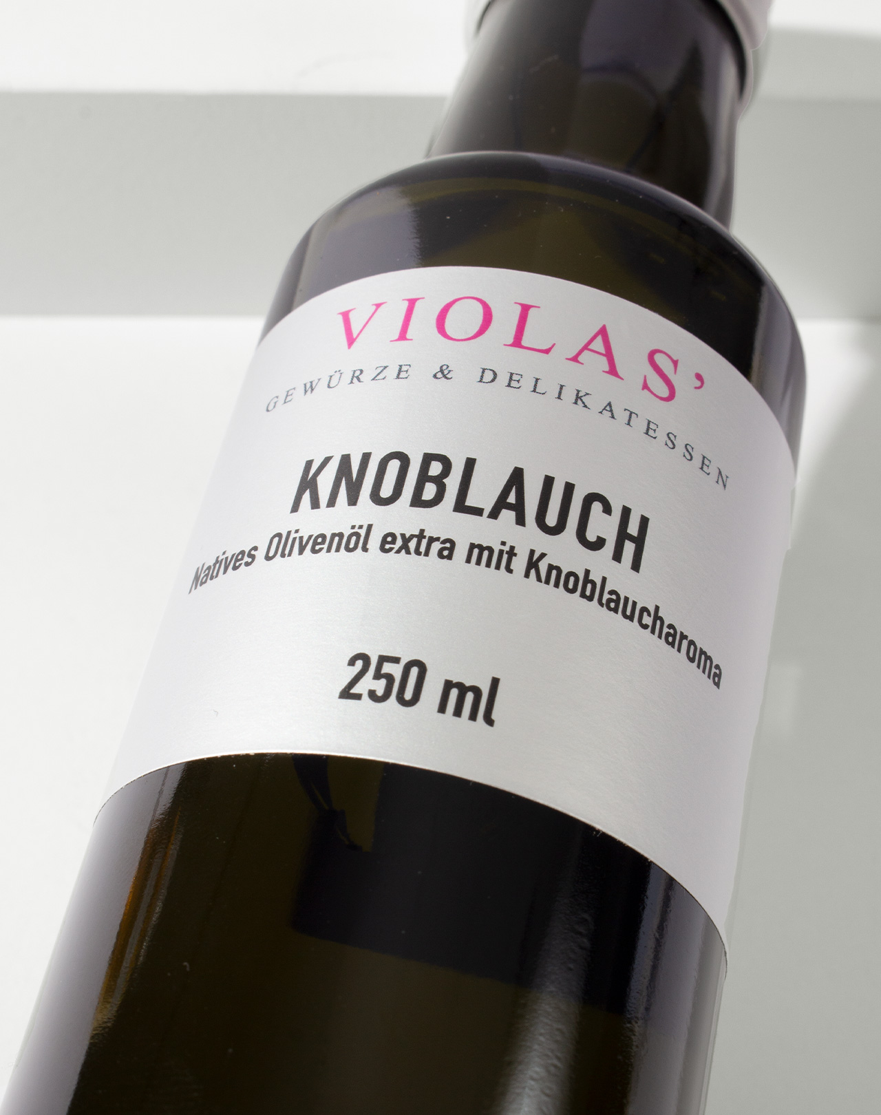 VIOLAS’ Knoblauch